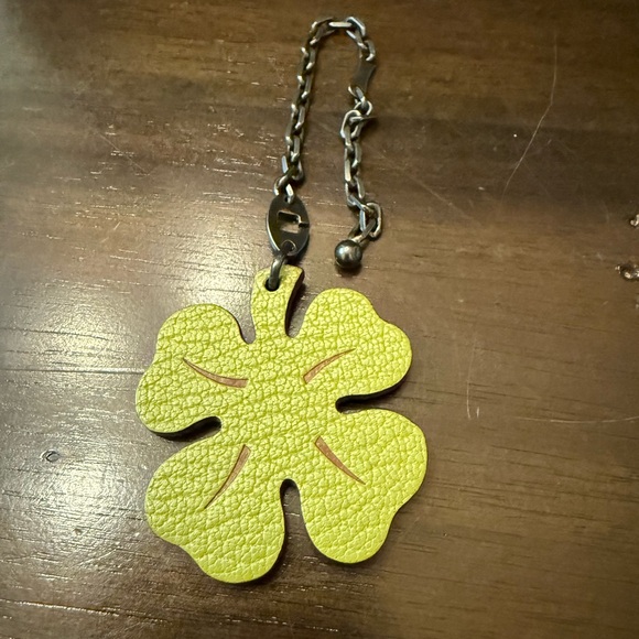 🎄Sale🎄 Hermes Green Clover Bag Charm - Picture 2 of 4